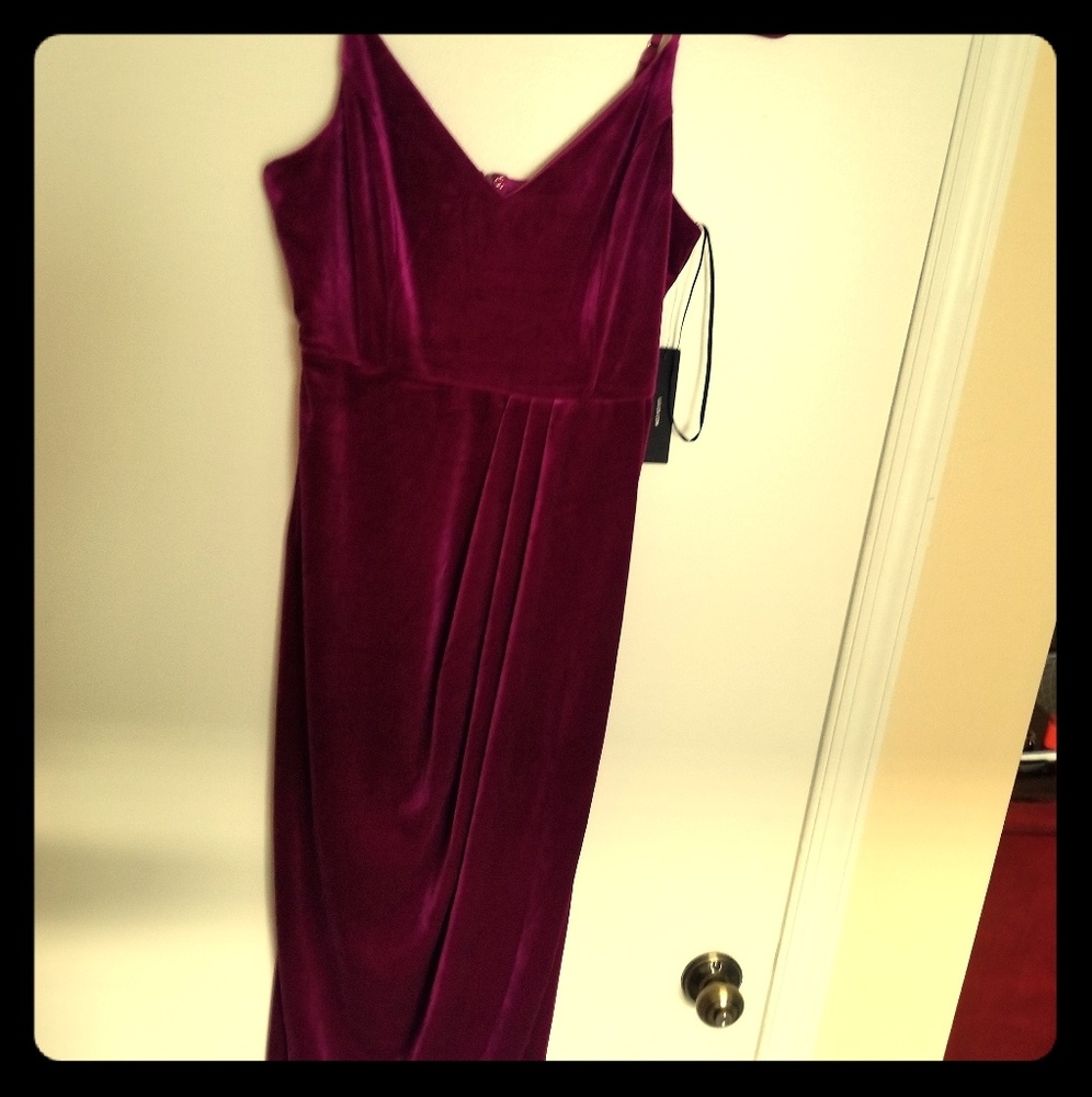 Lulus velvet new cocktail dress